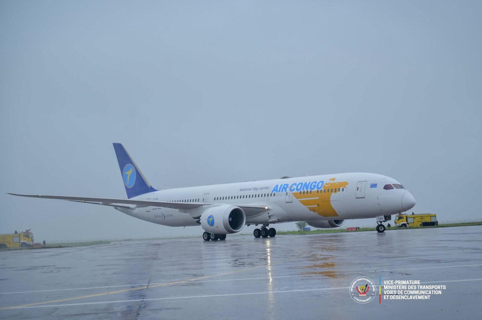 Air Congo accueille un deuxième Dreamliner, loué à la compagnie mongole MIAT